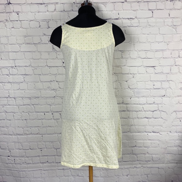 VINTAGE pastel yellow nightgown - Picture 4 of 5
